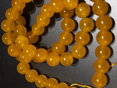 7mm Medium Yellow "jade" Beads