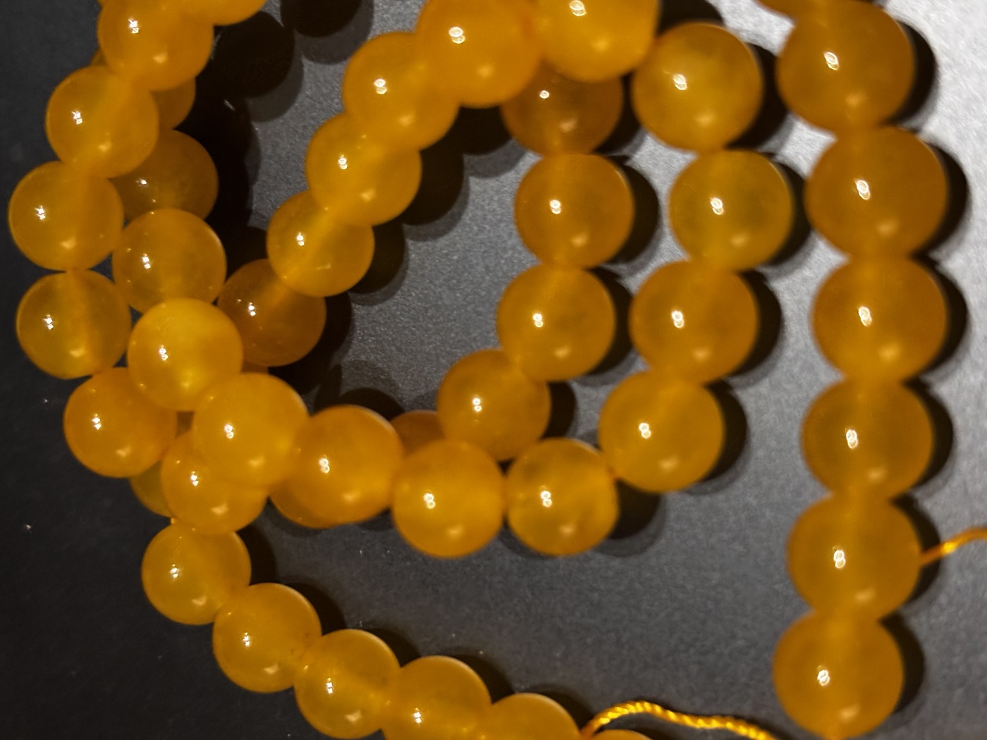 7mm Medium Yellow "jade" Beads 7mm Medium Yellow "jade" Beads