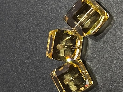 Jonquil 8x8mm Cube Beads